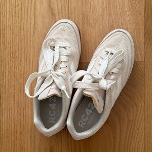 New Balance Women's RC42 Sneakers - Cream and White